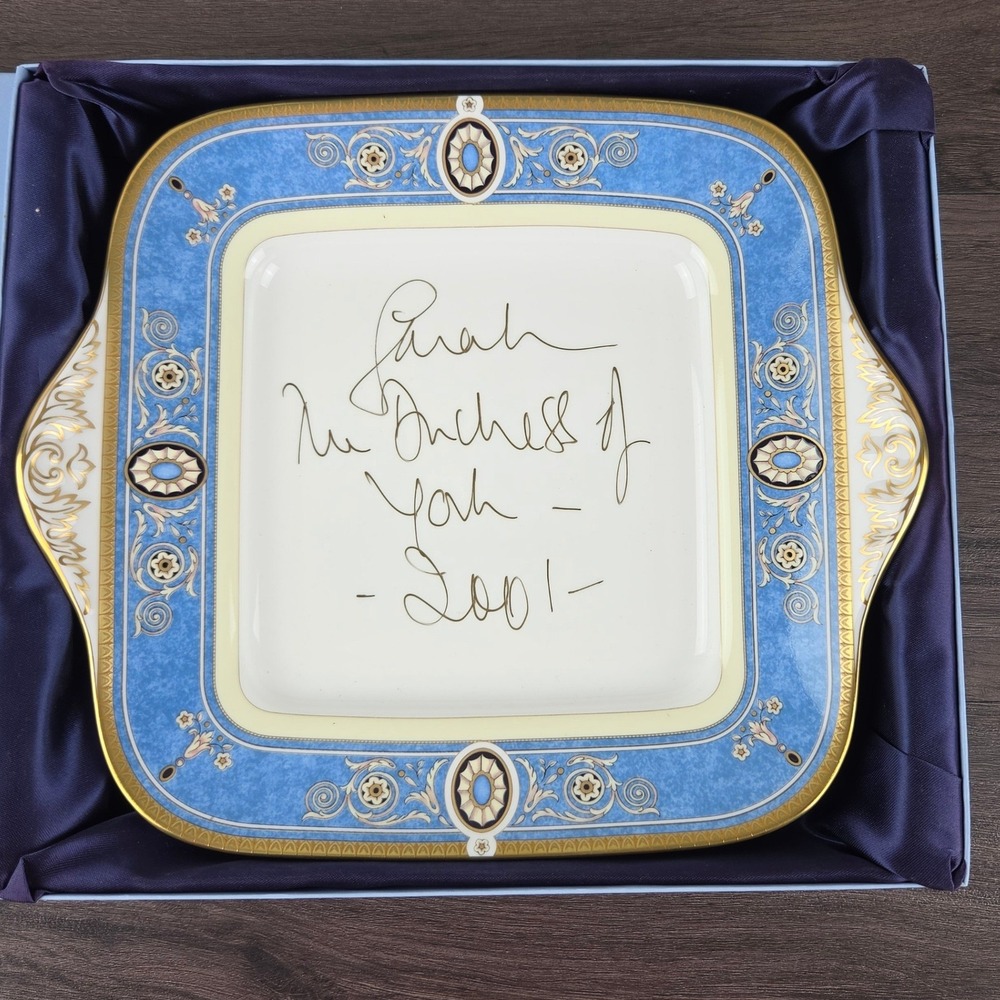 Wedgwood Madeleine Square Cake Plate Sarah Duchess of York Signed 2001 Blue Gold